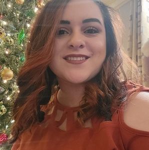 Meet your Posher, Manar